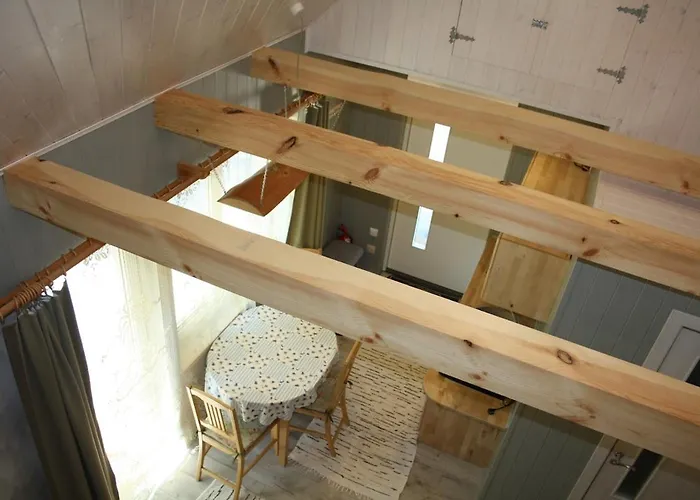 Eero Majutus Casa de Férias Kärdla